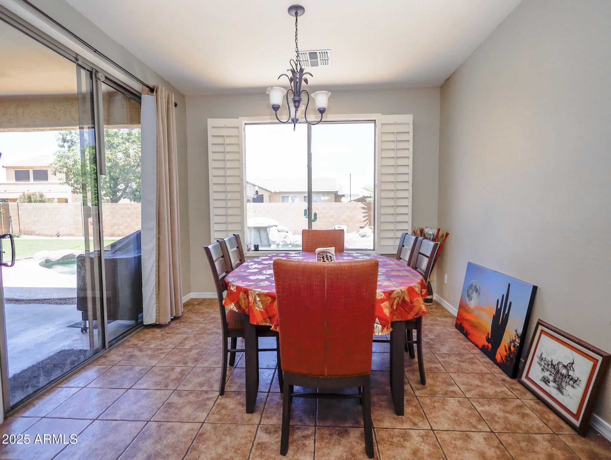 15288 West Redfield Road Surprise, AZ 85379 - Photo 10 of 37 0W0A1655-HDR