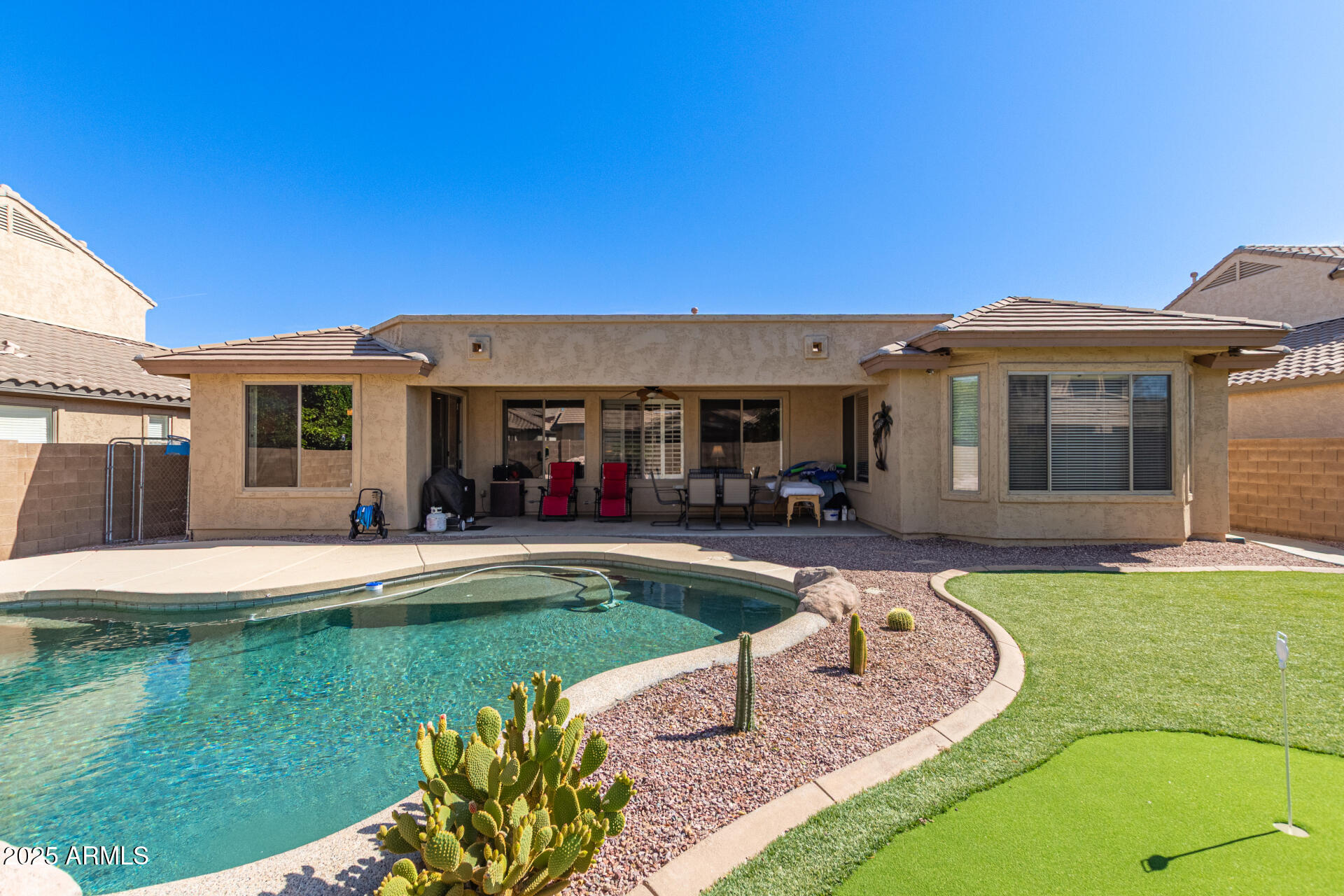 15288 West Redfield Road Surprise, AZ 85379 - Photo 32 of 37 35-Redfield
