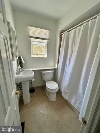 $2,475 | 438 Geddes Street, Wilmington, DE 19805