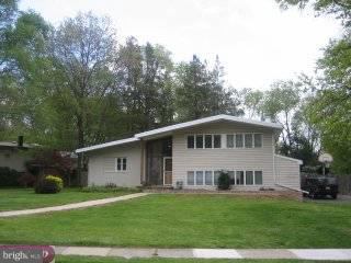 913 Fraser Road Glenside, PA 19038 - Photo 1 of 6 Gallery Image 1