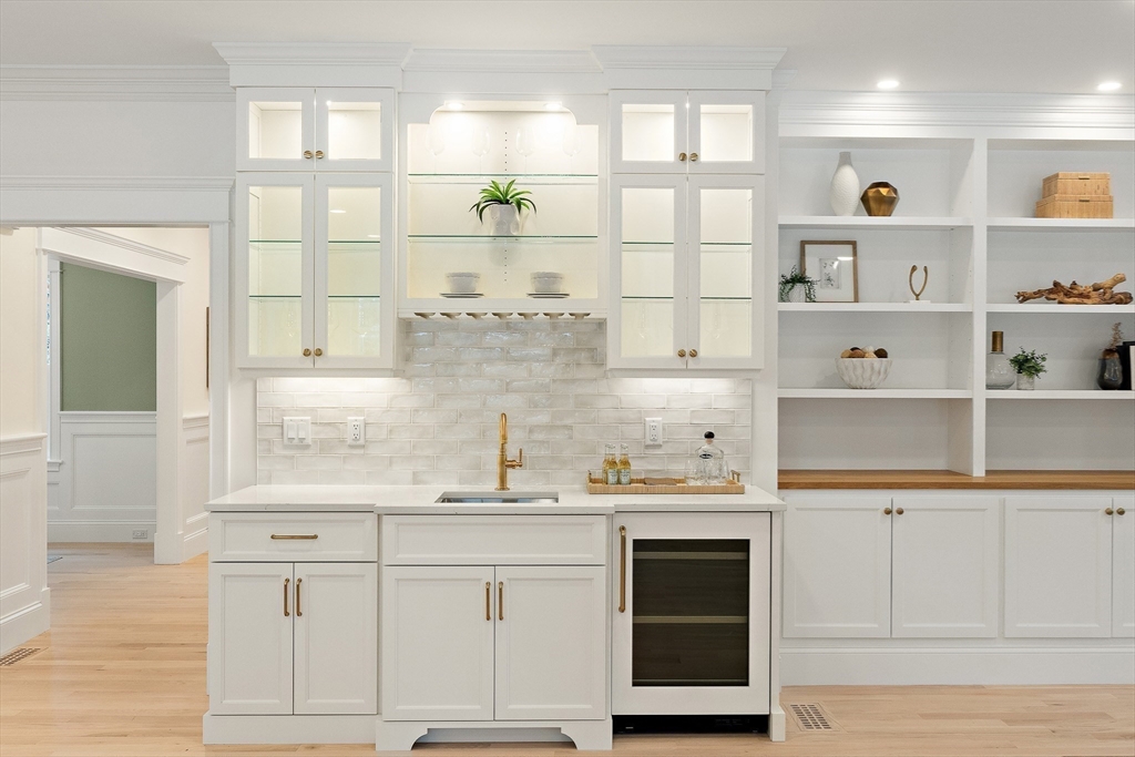 96 Independence Road Concord, MA 01742 - Photo 11 of 42