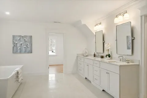 $4,750,000 | 96 Independence Road, Concord, MA 01742