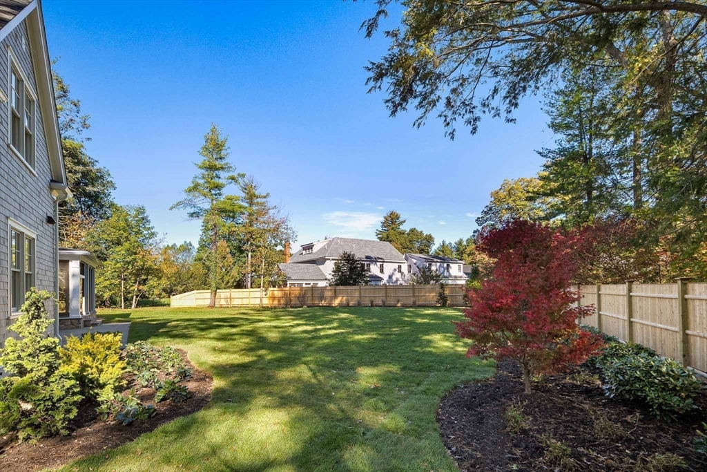 96 Independence Road Concord, MA 01742 - Photo 4 of 7