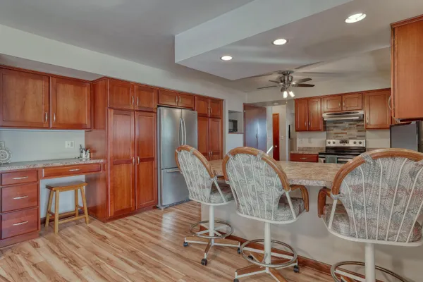 $2,199,900 | N67-w34613 County Trunk Hwy K, Oconomowoc, WI 53066