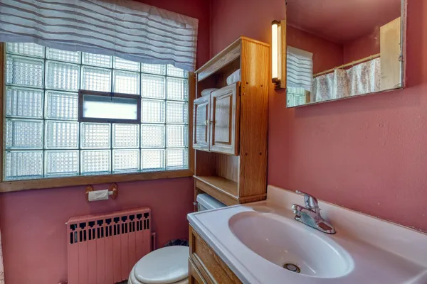 $2,199,900 | N67-w34613 County Trunk Hwy K, Oconomowoc, WI 53066