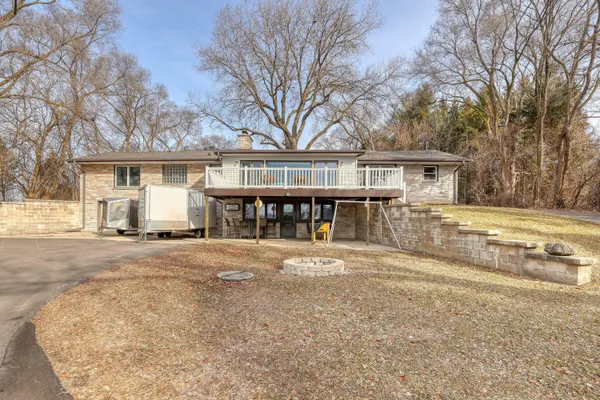 $2,199,900 | N67-w34613 County Trunk Hwy K, Oconomowoc, WI 53066