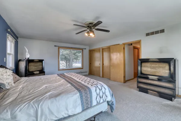 $2,199,900 | N67-w34613 County Trunk Hwy K, Oconomowoc, WI 53066