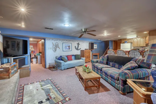 $2,199,900 | N67-w34613 County Trunk Hwy K, Oconomowoc, WI 53066