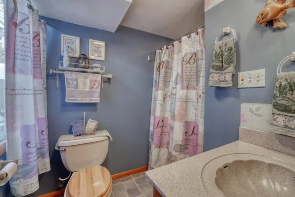 $2,199,900 | N67-w34613 County Trunk Hwy K, Oconomowoc, WI 53066