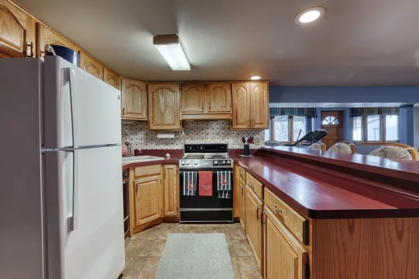 $2,199,900 | N67-w34613 County Trunk Hwy K, Oconomowoc, WI 53066