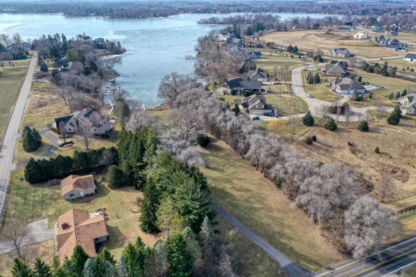 $2,199,900 | N67-w34613 County Trunk Hwy K, Oconomowoc, WI 53066