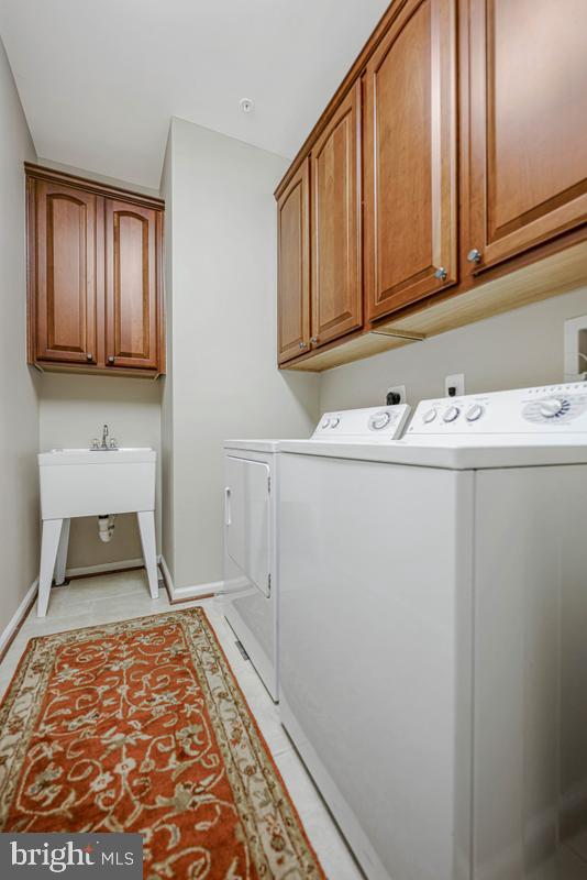 1117 Horizon View Place Accokeek, MD 20607 - Photo 11 of 59 Bright and functional laundry space.