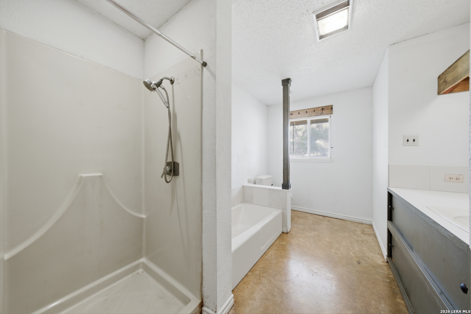 144 Oak Park Road Adkins, TX 78101 - Photo 15 of 25