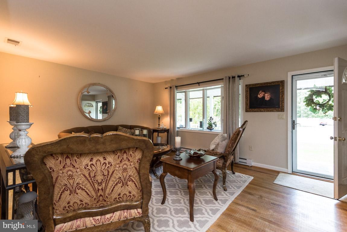 3085 Riva Road Riva, MD 21140 - Photo 3 of 22 Interior (General)