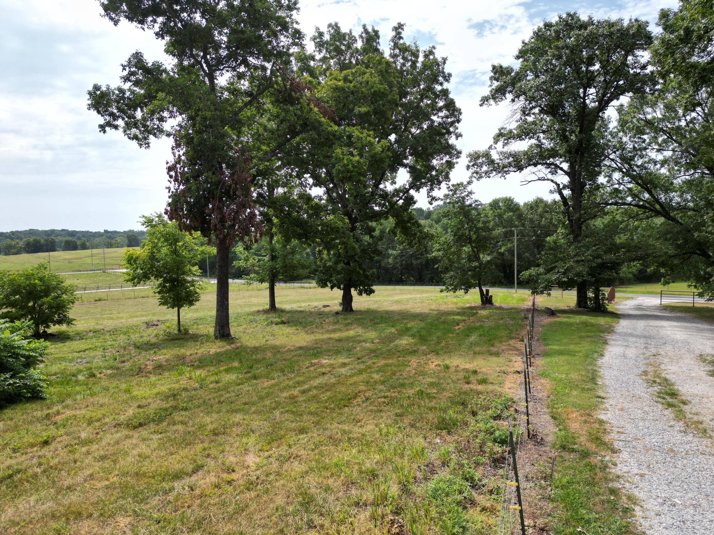 12233 Apple Road Carthage, MO 64836 - Photo 33 of 36 dji_fly_20260728_104326_359_178526751094