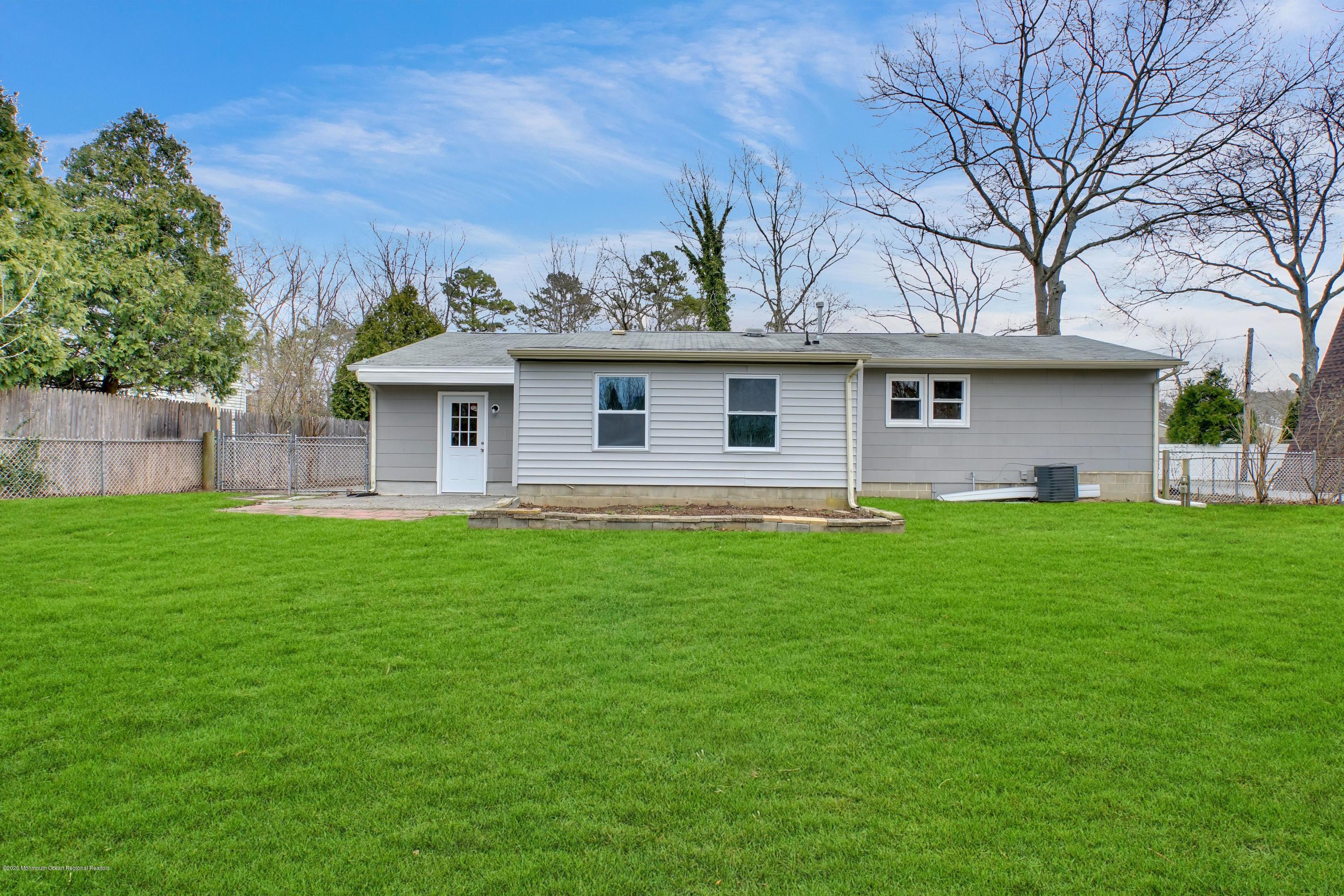 411 Wynnewood Road Forked River, NJ 08731 - Photo 32 of 32 044_dsc01572_1