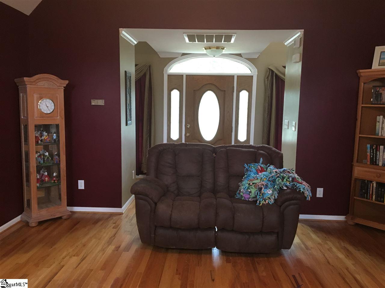 219 Green Ridge Drive Moore, SC 29369 - Photo 7 of 28 Gallery Image 7