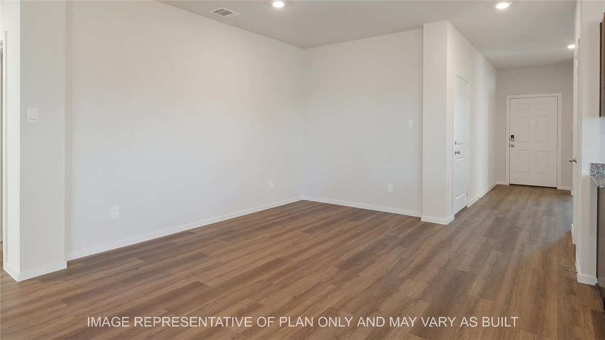 5416 Bear Run Bryan, TX 77807 - Photo 3 of 19 a view of an empty room