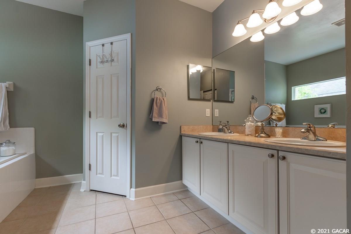 8968 Southwest 63rd Place Gainesville, FL 32608 - Photo 19 of 27