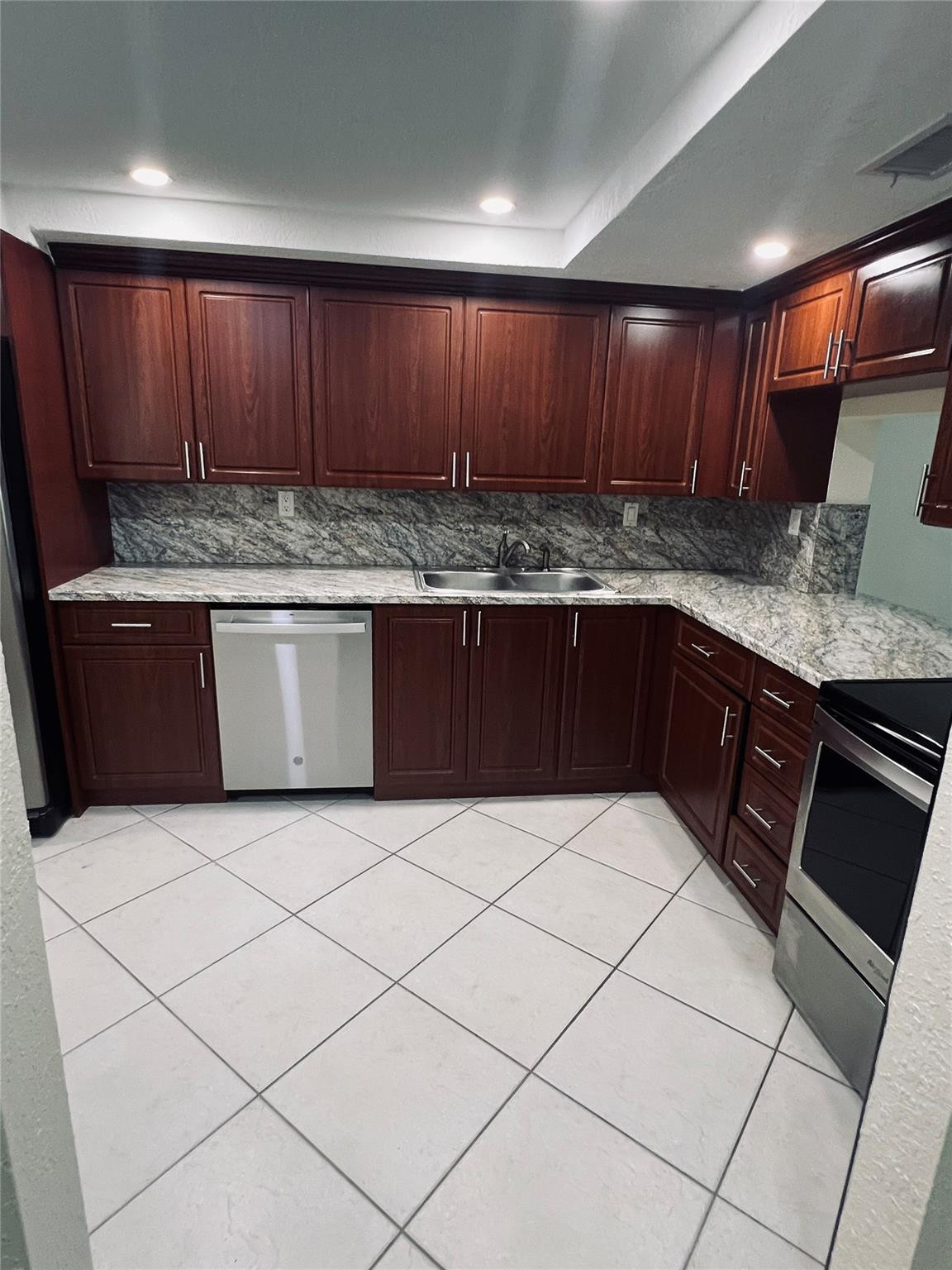 Undisclosed Address Lauderhill, FL 33319 - Photo 4 of 22 Kitchen