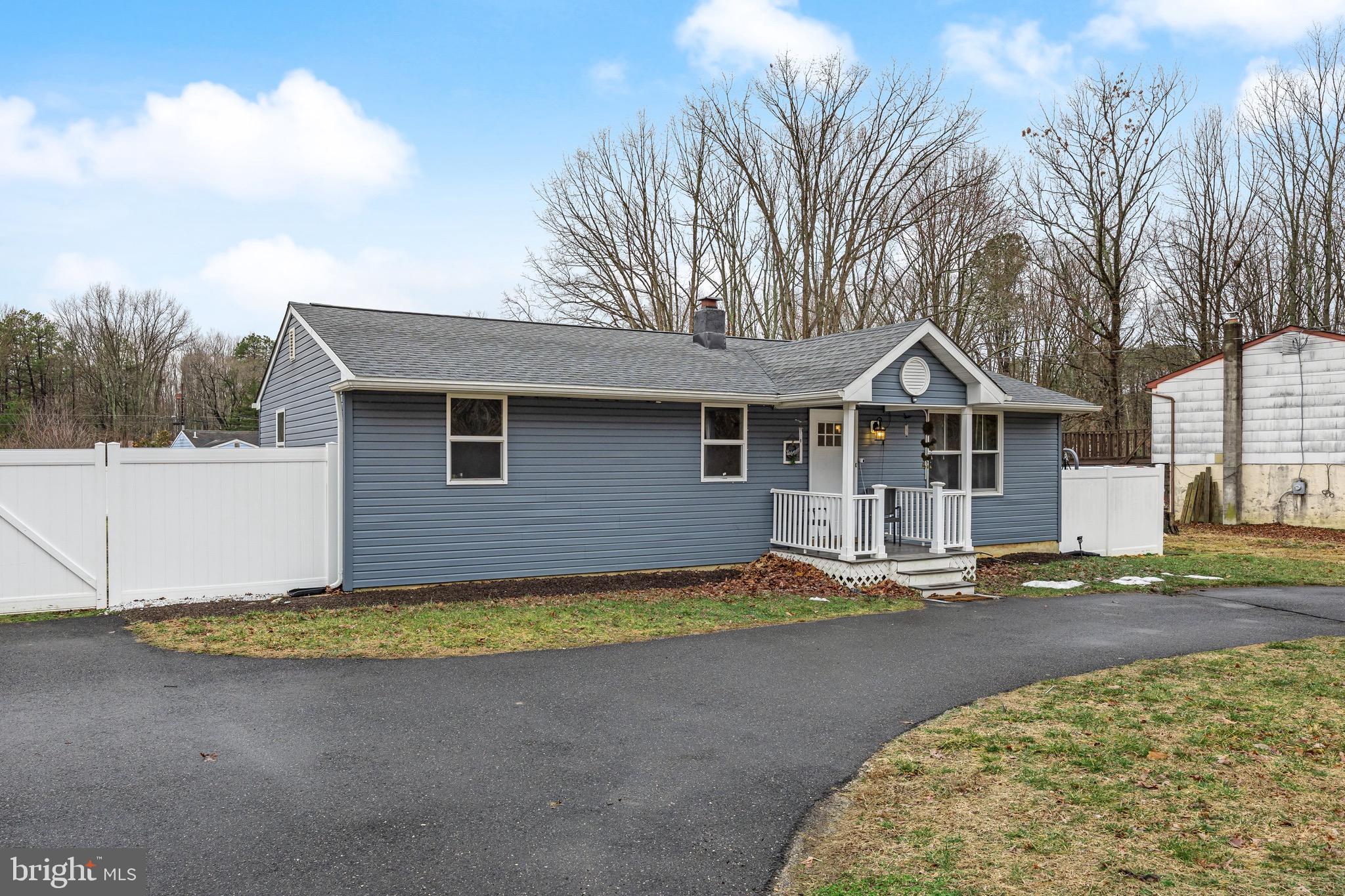 519 Grant Avenue Waterford Works, NJ 08089 - Photo 2 of 25