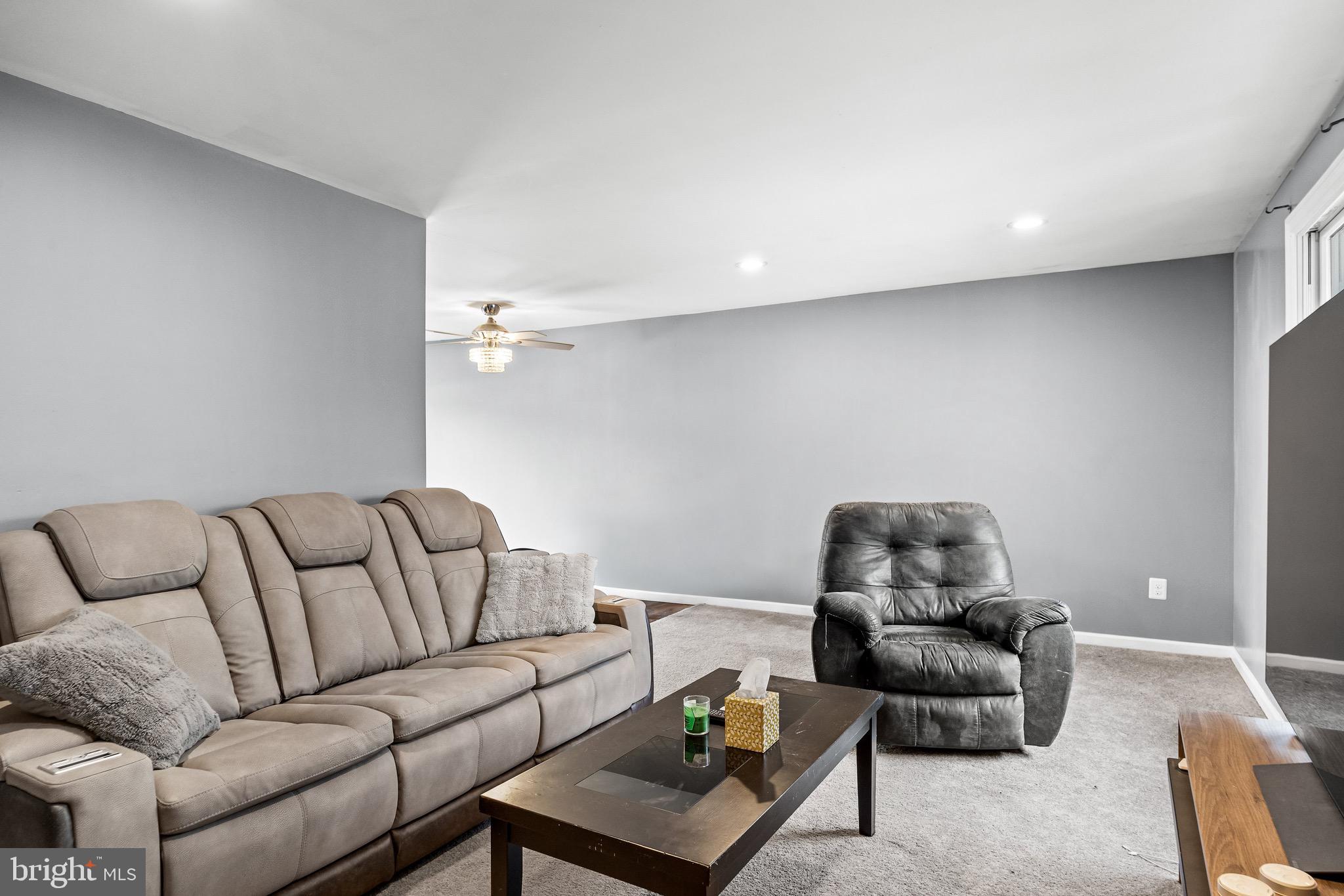 519 Grant Avenue Waterford Works, NJ 08089 - Photo 4 of 25
