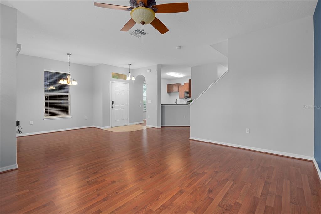 7631 Red Mill Circle New Port Richey, FL 34653 - Photo 4 of 27