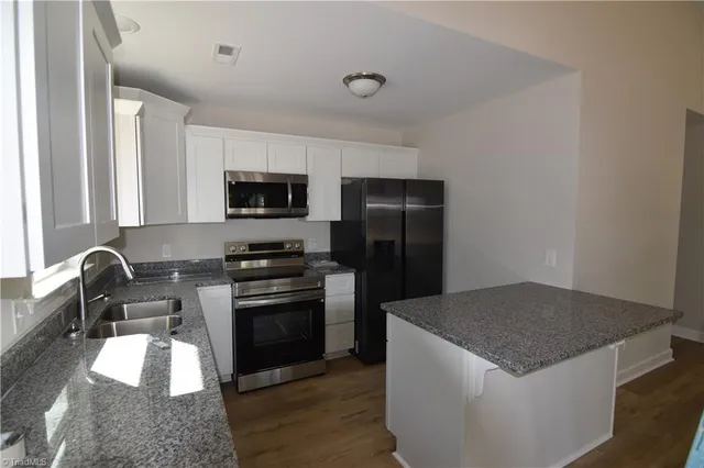 $226,000 | 300 East 8th Street, Lexington, NC 27295