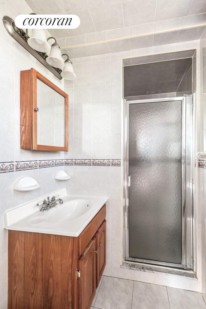 2711 Avenue X, Unit 5C Brooklyn, NY 11235 - Photo 9 of 11