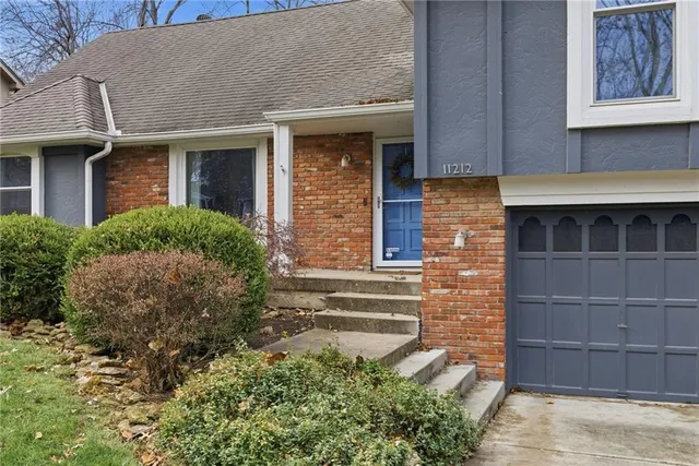 $445,000 | 11212 Grandview Drive, Overland Park, KS 66210