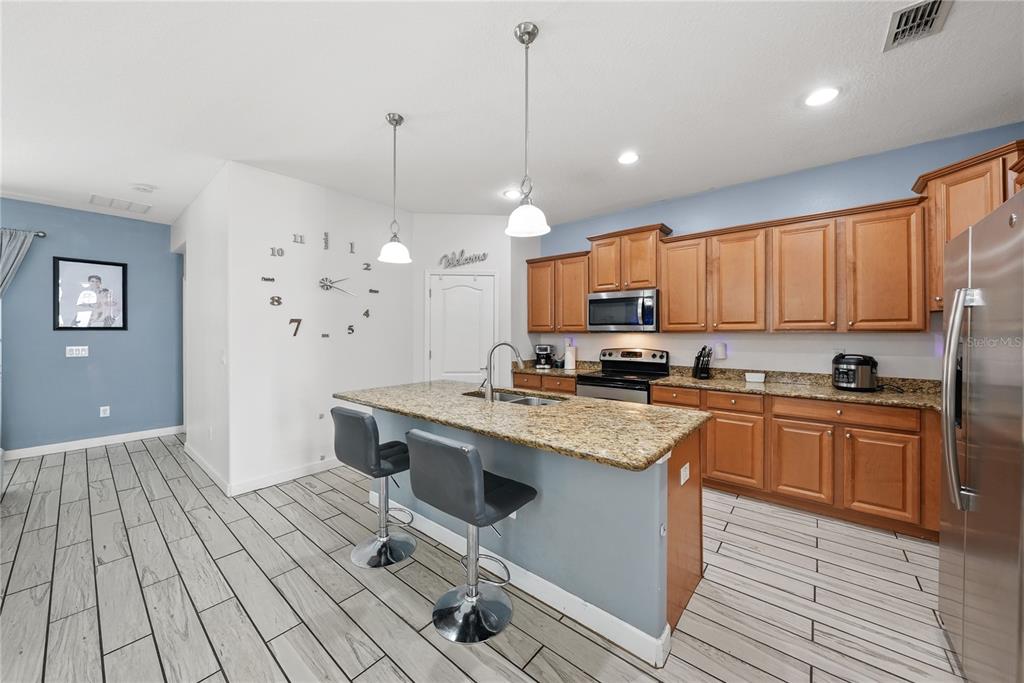 12326 Jillian Circle Hudson, FL 34669 - Photo 7 of 29