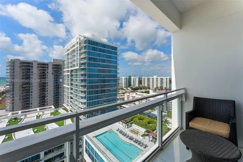 $1,225,000 | 6801 Collins Avenue, Unit PH10, Miami Beach, FL 33141