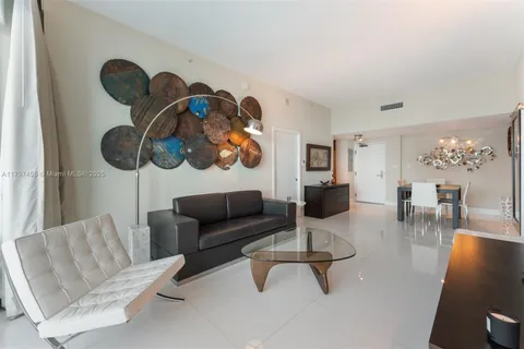 $1,225,000 | 6801 Collins Avenue, Unit PH10, Miami Beach, FL 33141