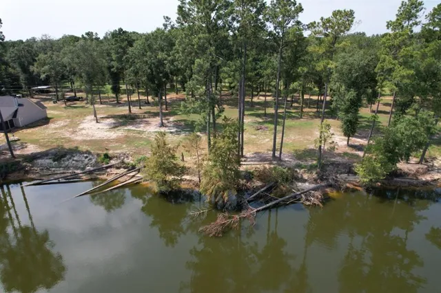 $72,500 | 6 County Road 3545, Joaquin, TX 75954