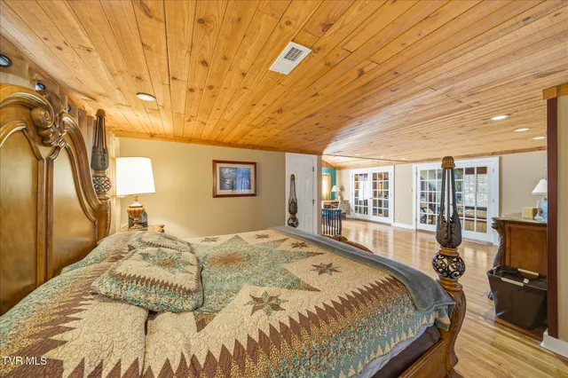 $679,900 | 951 Carson Springs Road, Newport, TN 37821