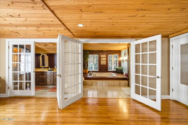 $679,900 | 951 Carson Springs Road, Newport, TN 37821