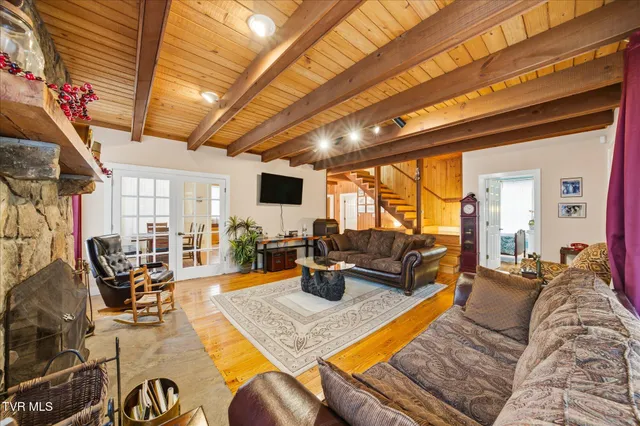 $679,900 | 951 Carson Springs Road, Newport, TN 37821