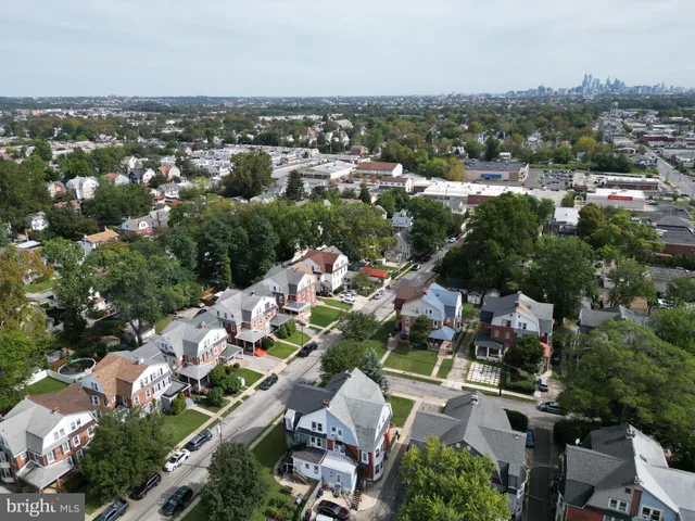 $1,875 | 23 North Wycombe Avenue, Lansdowne, PA 19050