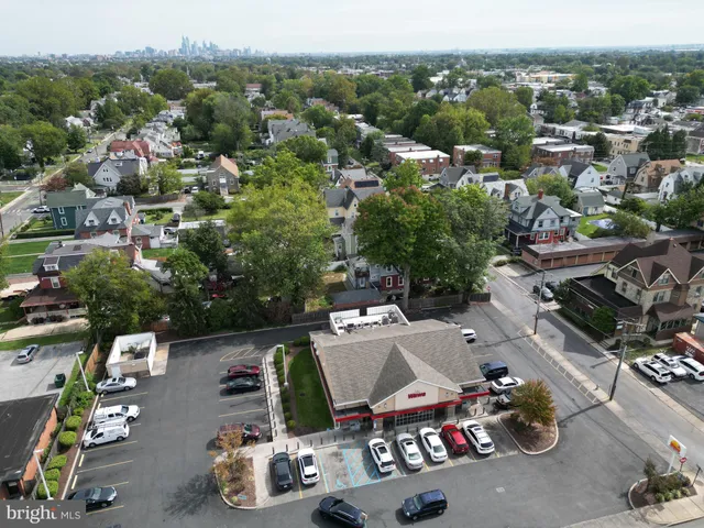 $1,875 | 23 North Wycombe Avenue, Lansdowne, PA 19050