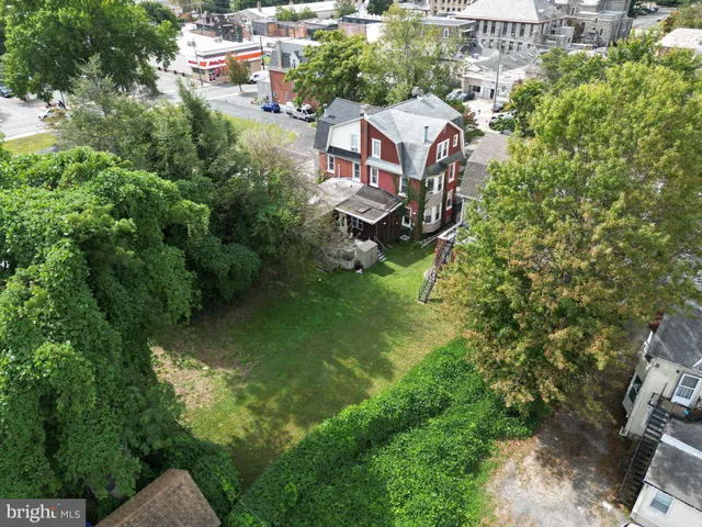 $1,875 | 23 North Wycombe Avenue, Lansdowne, PA 19050