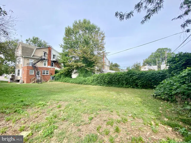 $1,875 | 23 North Wycombe Avenue, Lansdowne, PA 19050