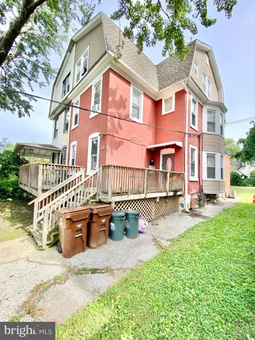 $1,875 | 23 North Wycombe Avenue, Lansdowne, PA 19050