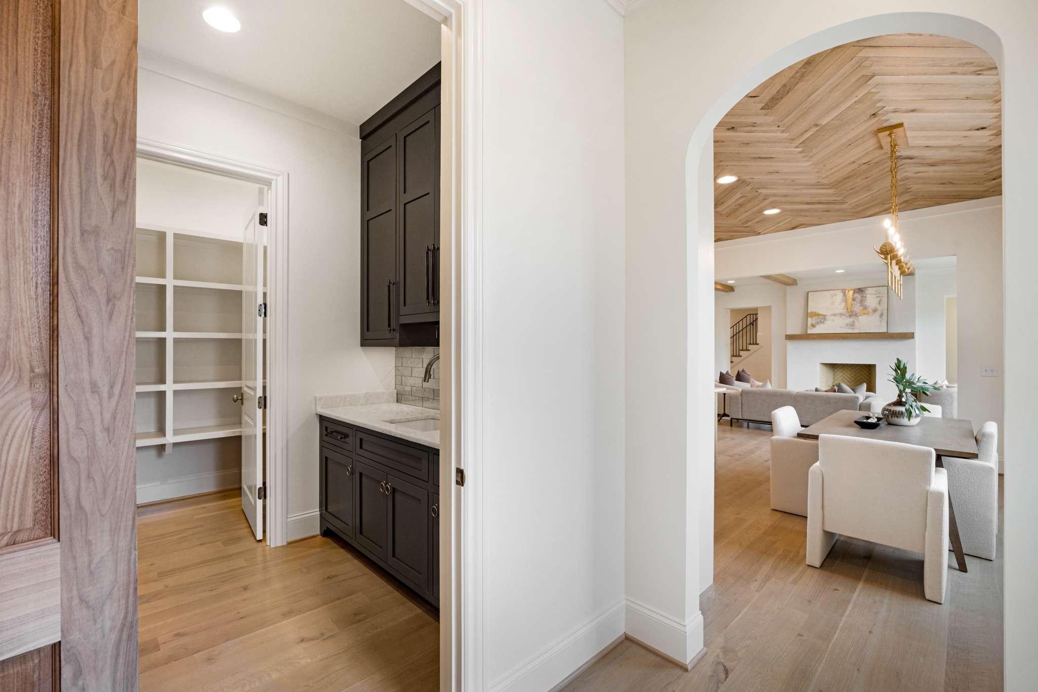 1995 Old Hillsboro Road Franklin, TN 37064 - Photo 14 of 70 a living room with furniture and a fireplace