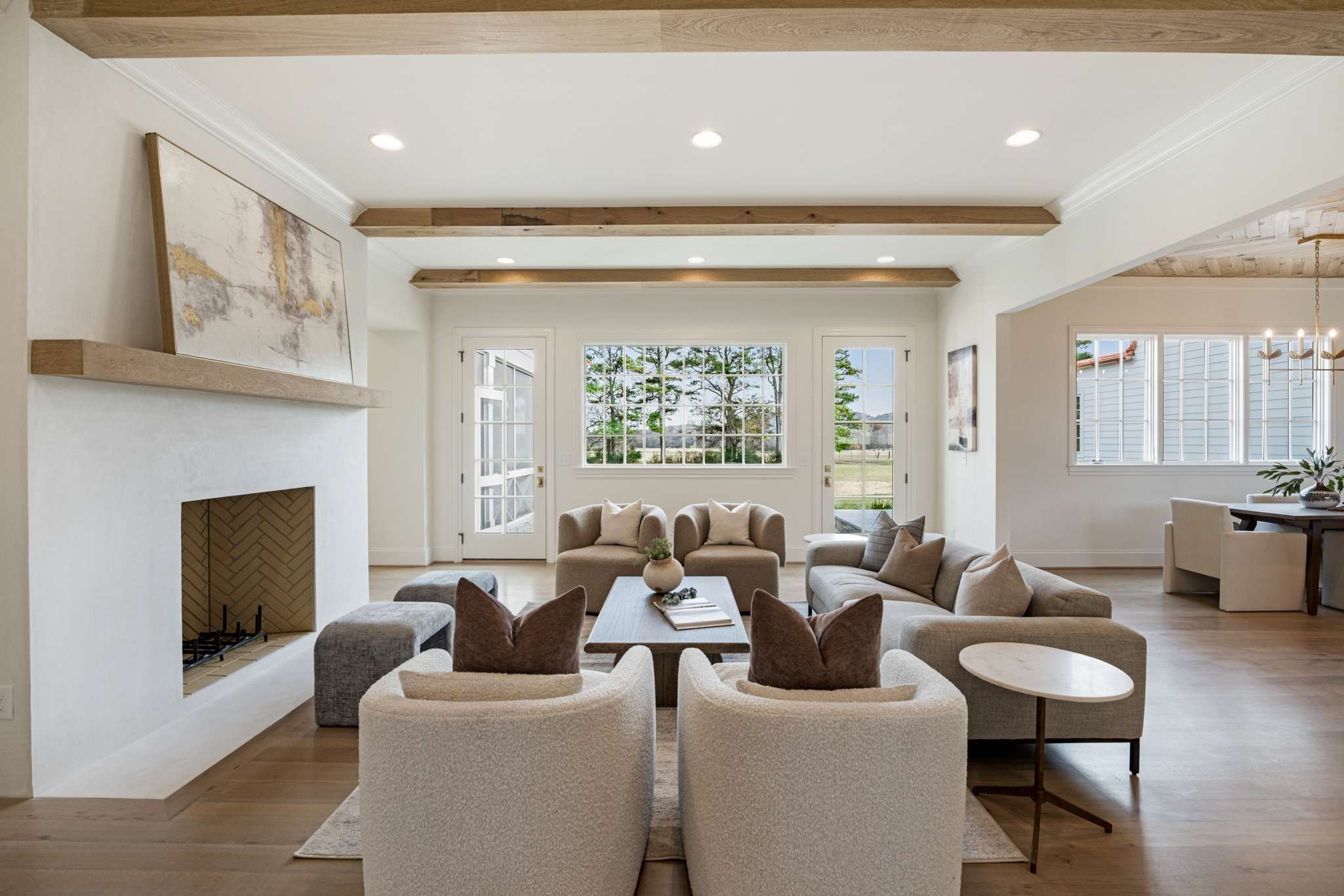 1995 Old Hillsboro Road Franklin, TN 37064 - Photo 18 of 70 a living room with furniture and a fireplace