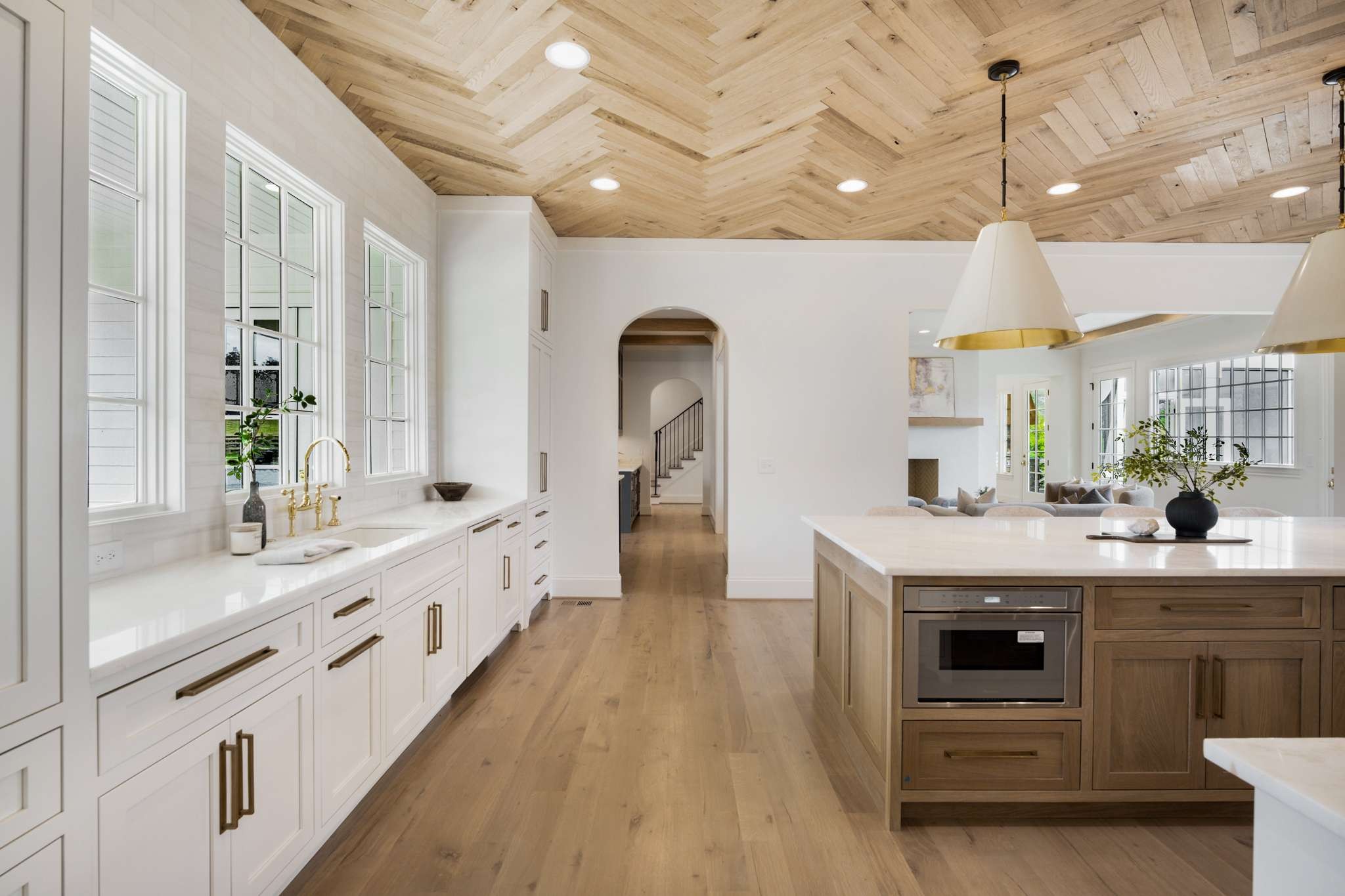 1995 Old Hillsboro Road Franklin, TN 37064 - Photo 24 of 70 a large white kitchen with a large window