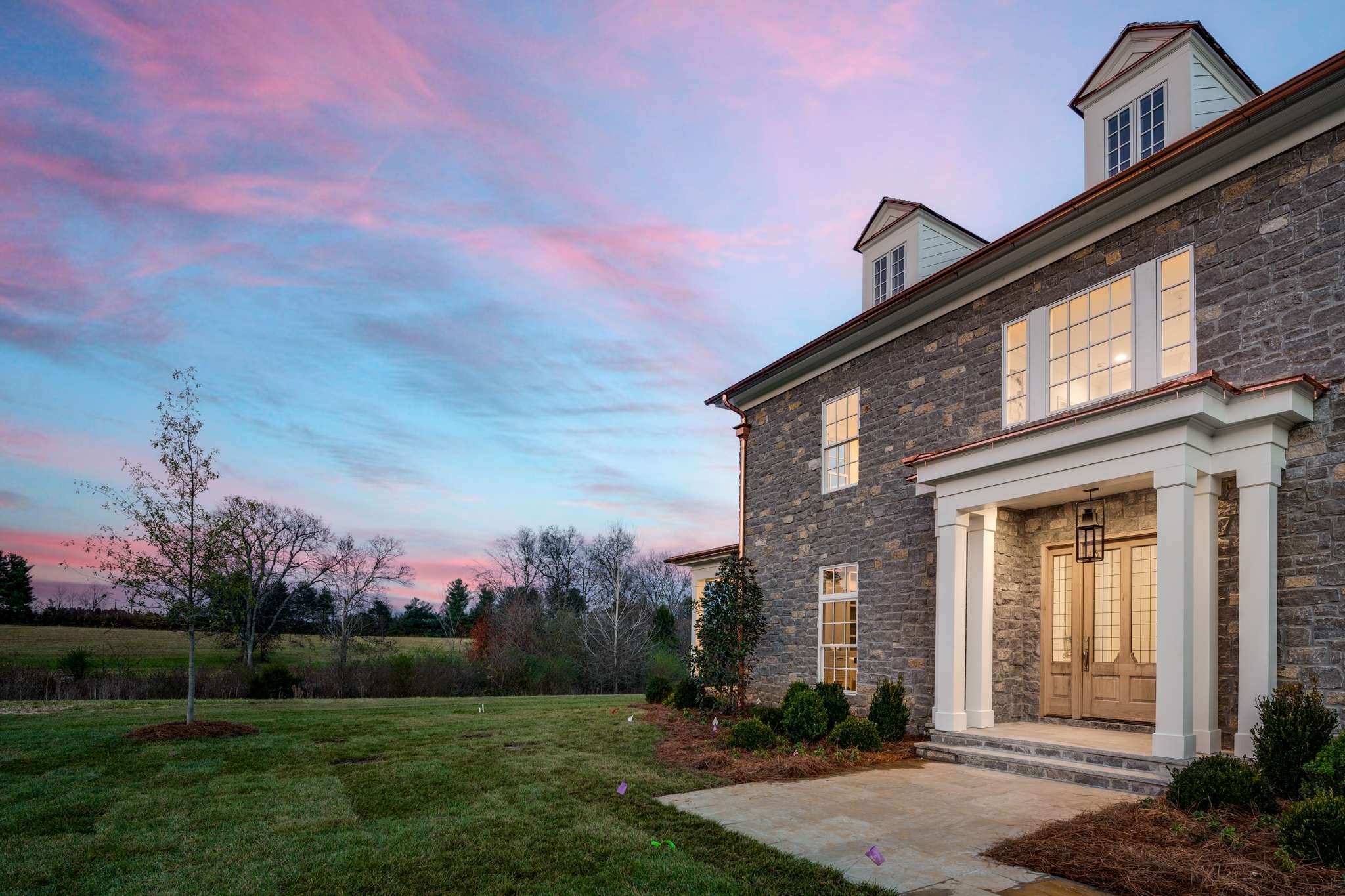 1995 Old Hillsboro Road Franklin, TN 37064 - Photo 3 of 70 a front view of a house with a yard