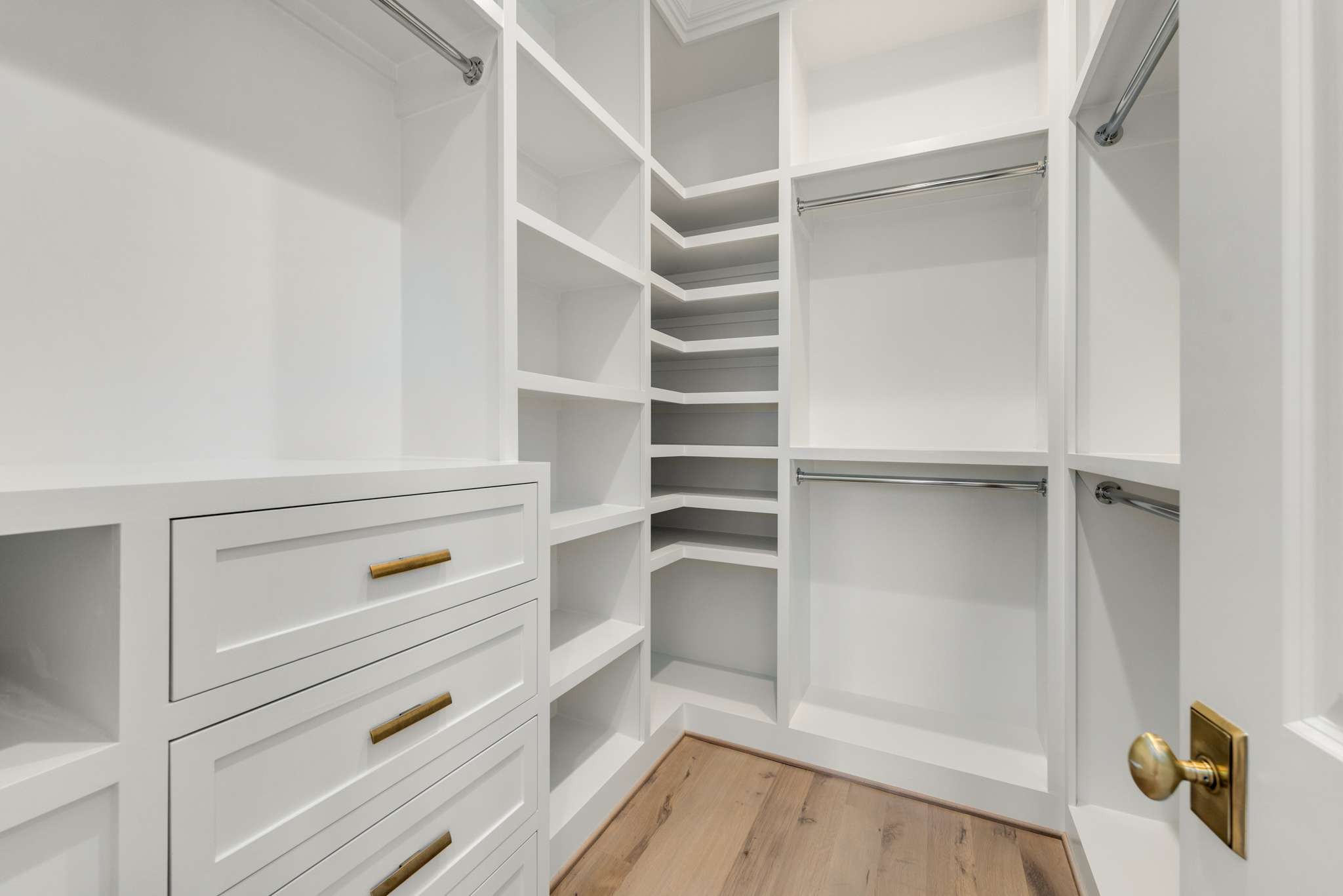 1995 Old Hillsboro Road Franklin, TN 37064 - Photo 37 of 70 a view of walk in closet with empty racks