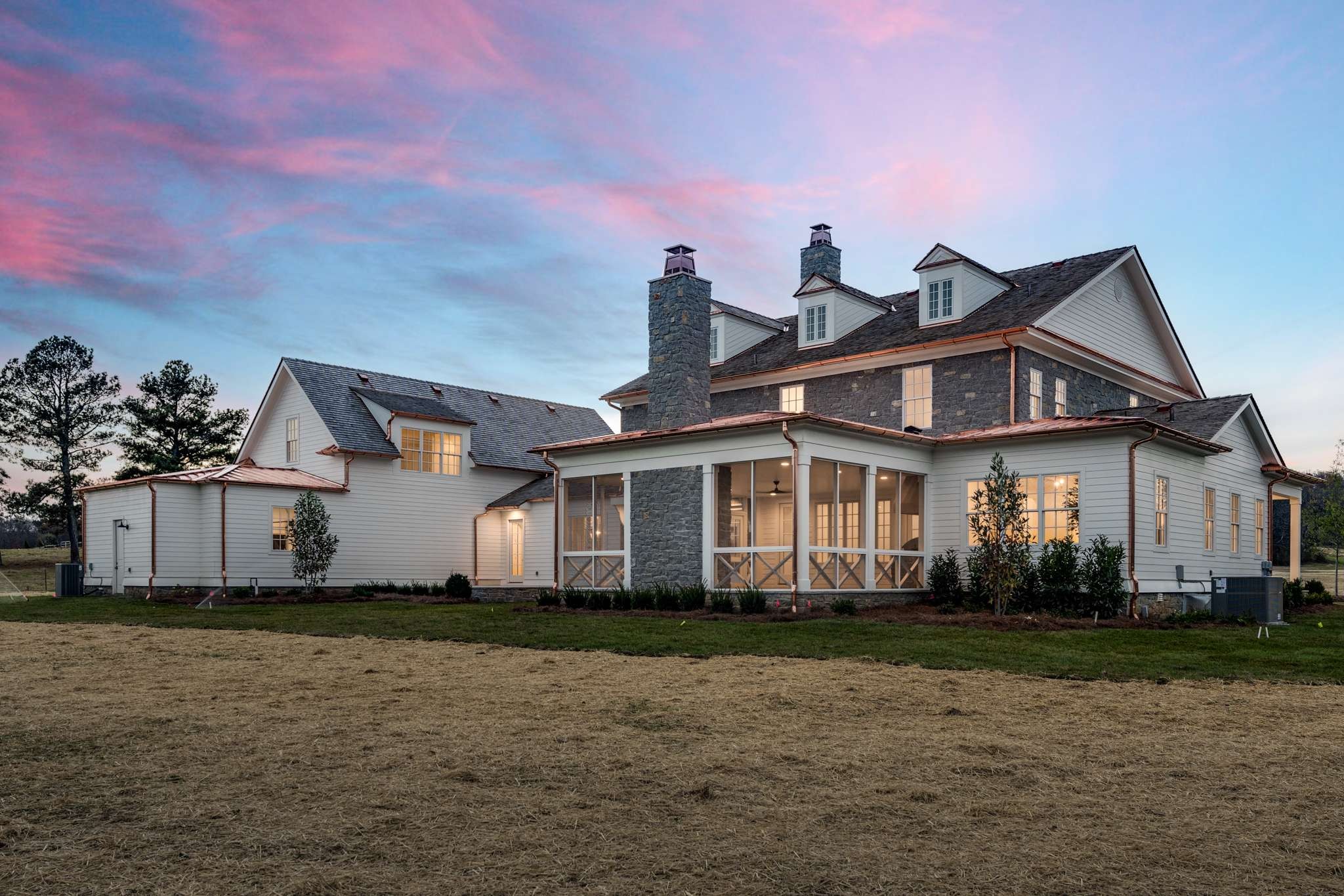 1995 Old Hillsboro Road Franklin, TN 37064 - Photo 57 of 70 a front view of a house with a garden
