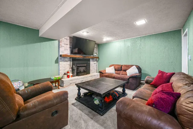 $288,000 | 23542 Mapleridge Drive, Lawrenceburg, IN 47025