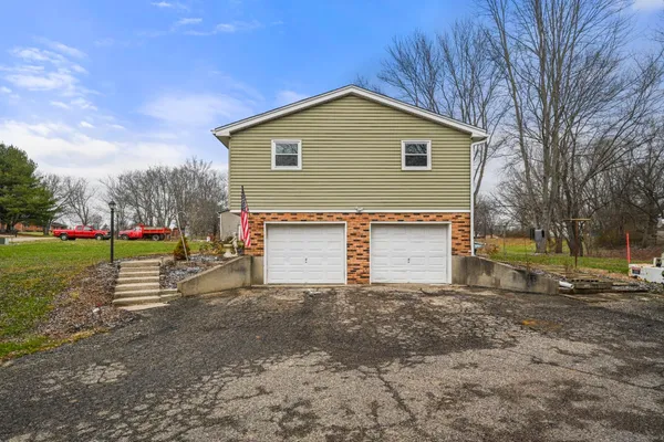 $270,000 | 23542 Mapleridge Drive, Lawrenceburg, IN 47025